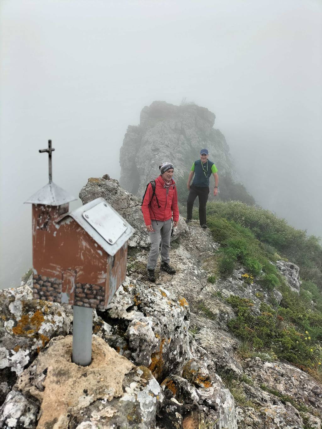Irrintzi L erabiltzailea Pico del Águila (Cantoña) puntan, 2022-05-26 10:33